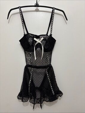 Victoria's Secret Sz S Black Lace & Polka-Dot Mesh Chemise with Satin Bow